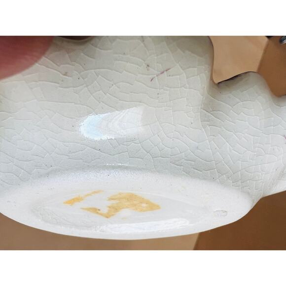 Vintage White Ceramic Leaf Dish 5" Crazed Gold Luster Trinket Dish Tray MCM - Picture 2 of 8